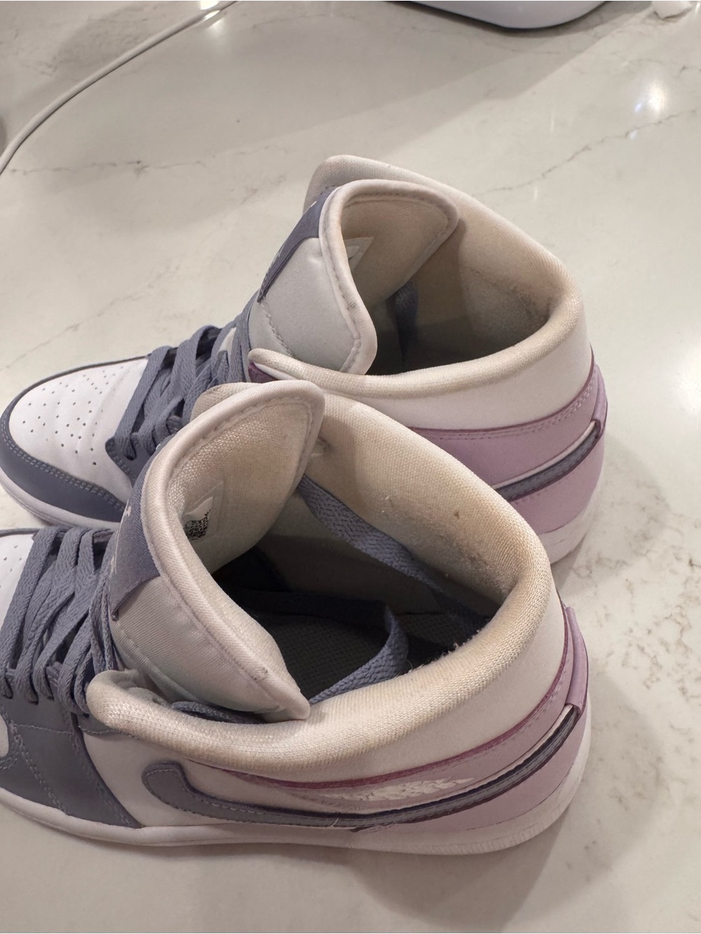 Jordan 1 Mid - Picture 5 of 5